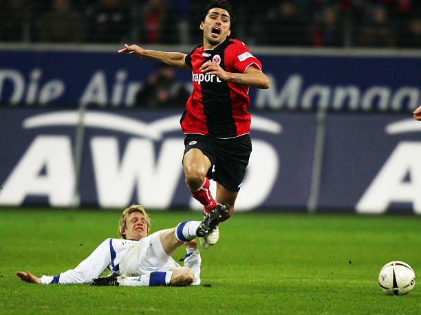 过5万美元 过5万美元