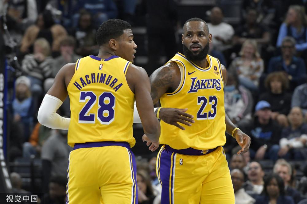 还差三球，莱万：达成巴萨百球里程碑是我的目标和梦想.